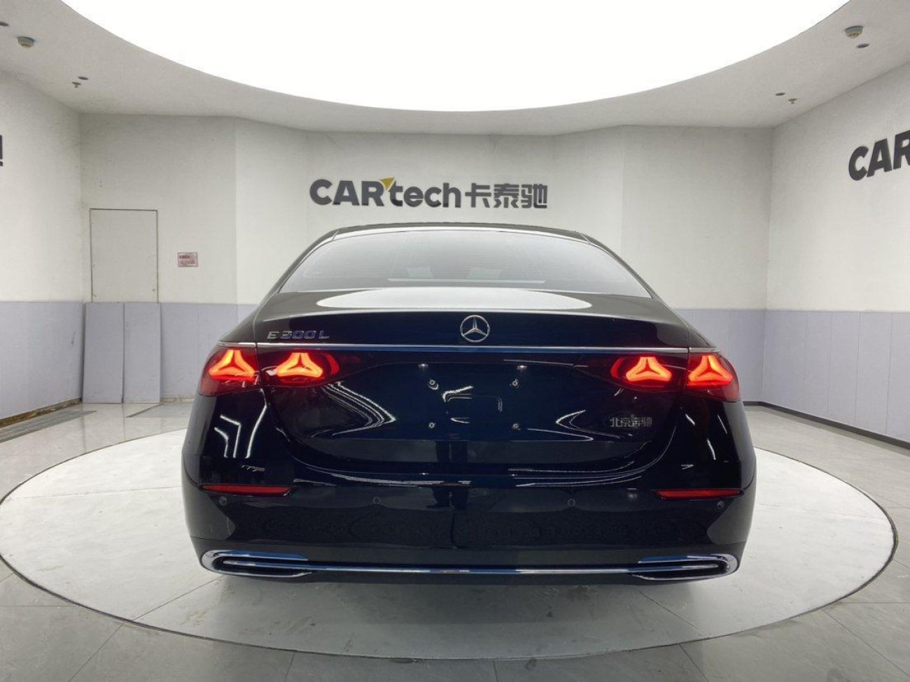 Mercedes-Benz E 300 L 2025