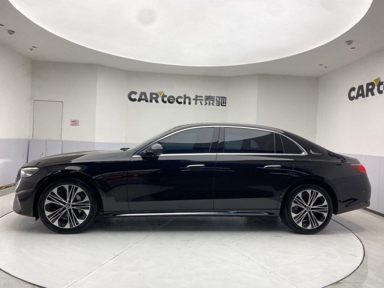 Mercedes-Benz E 300 L 2025