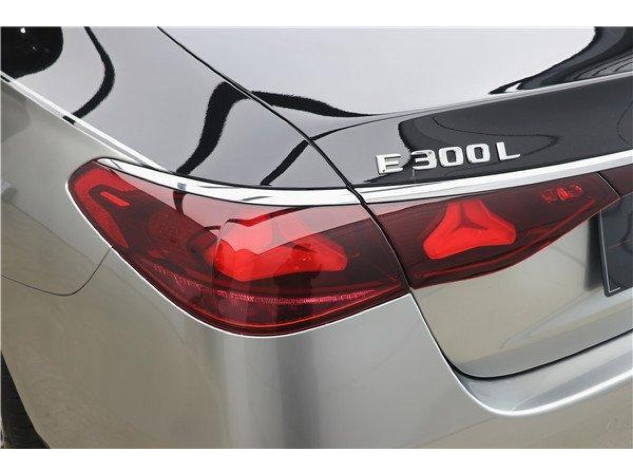 Mercedes-Benz E 300 L 2025