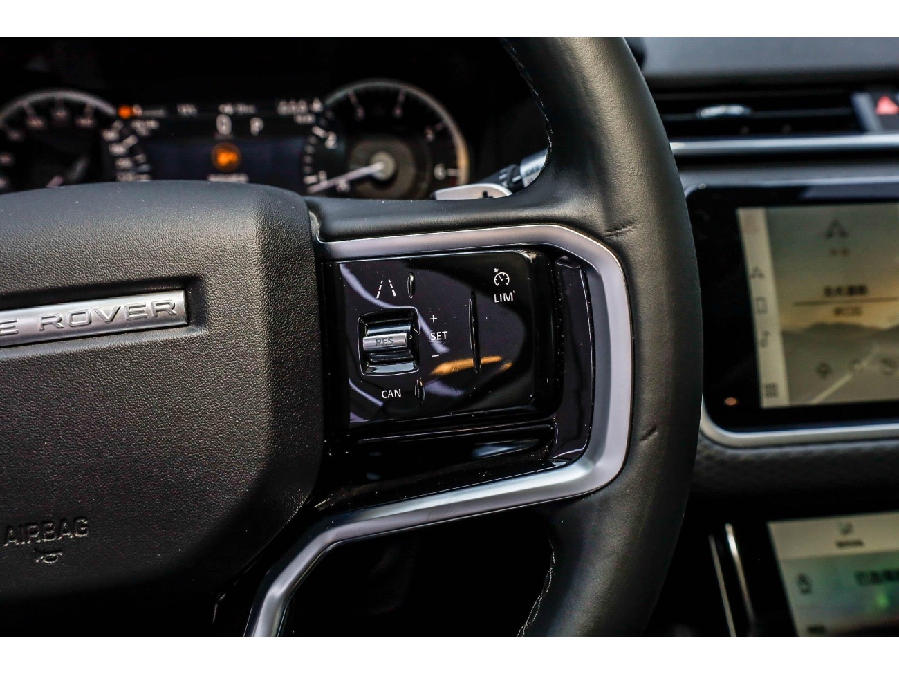 Land Rover Range Rover 2023