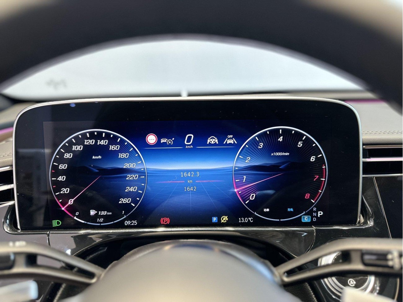 Mercedes-Benz E 300 L 2025