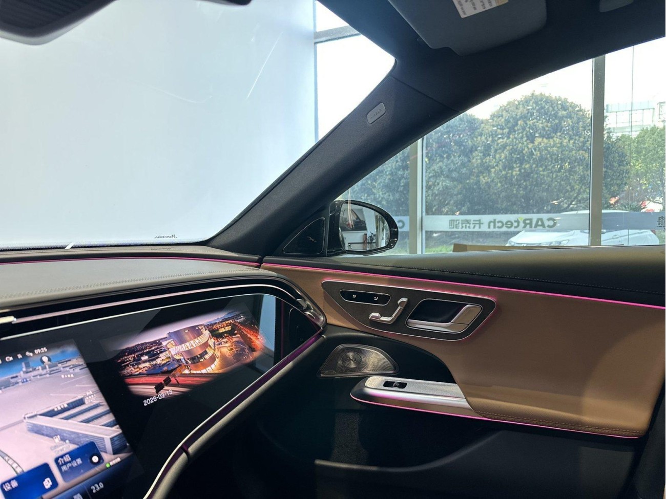 Mercedes-Benz E 300 L 2025