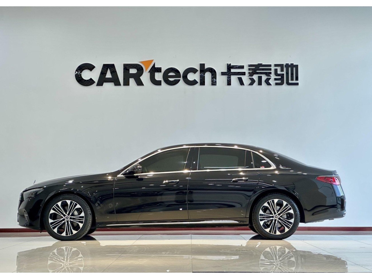 Mercedes-Benz E 300 L 2025