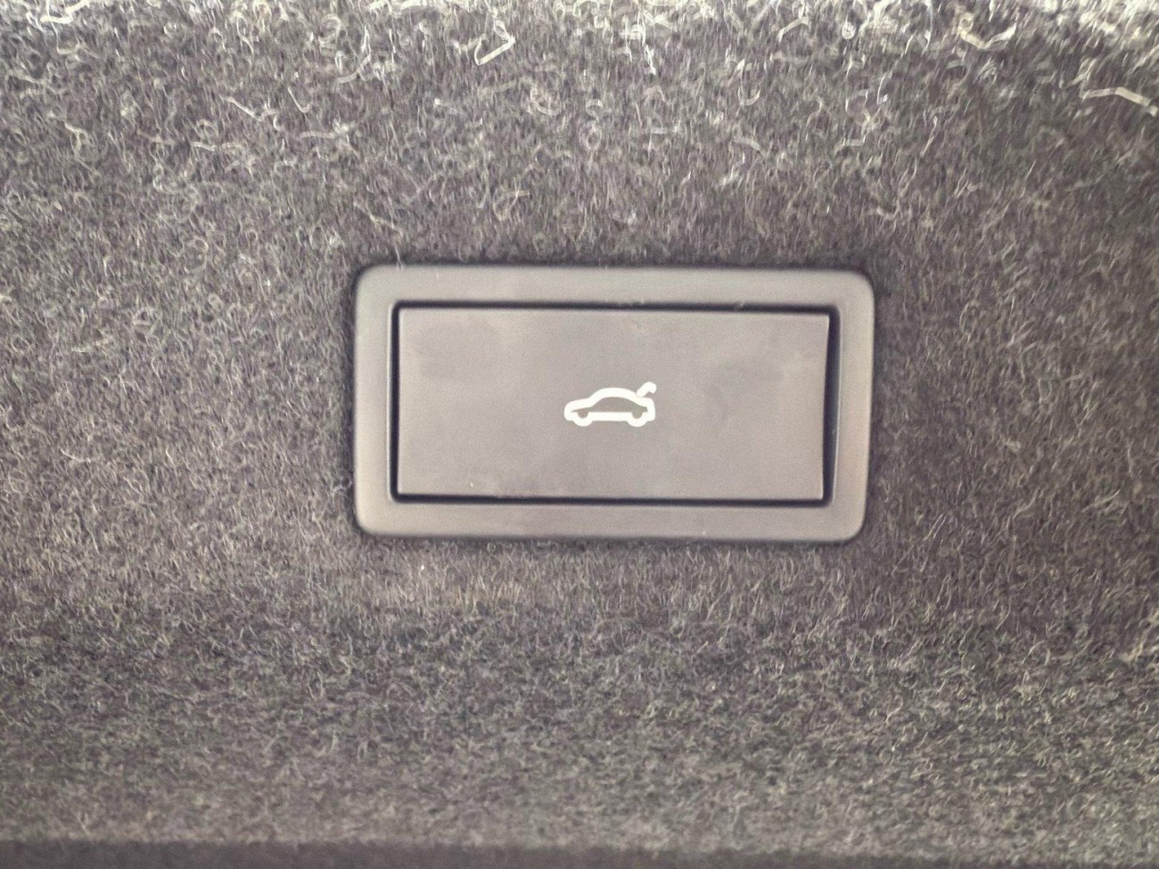 Volkswagen Magotan 2025