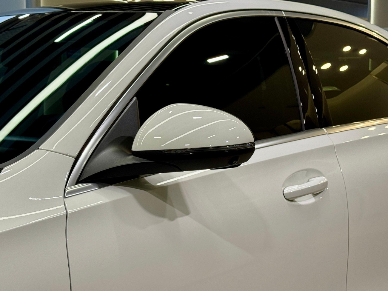 Mercedes-Benz C 260 L 2025