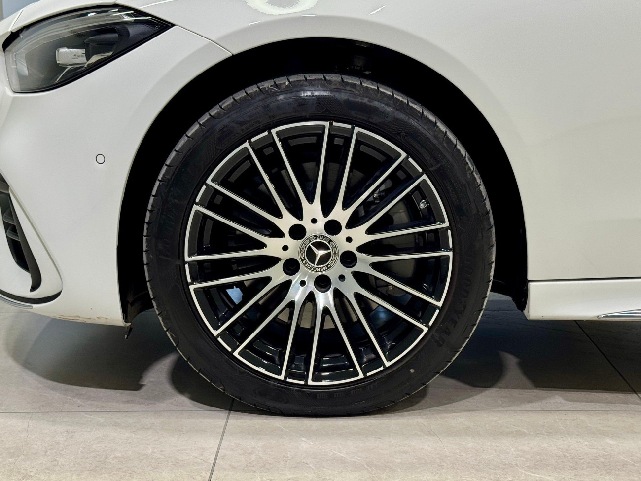 Mercedes-Benz C 260 L 2025