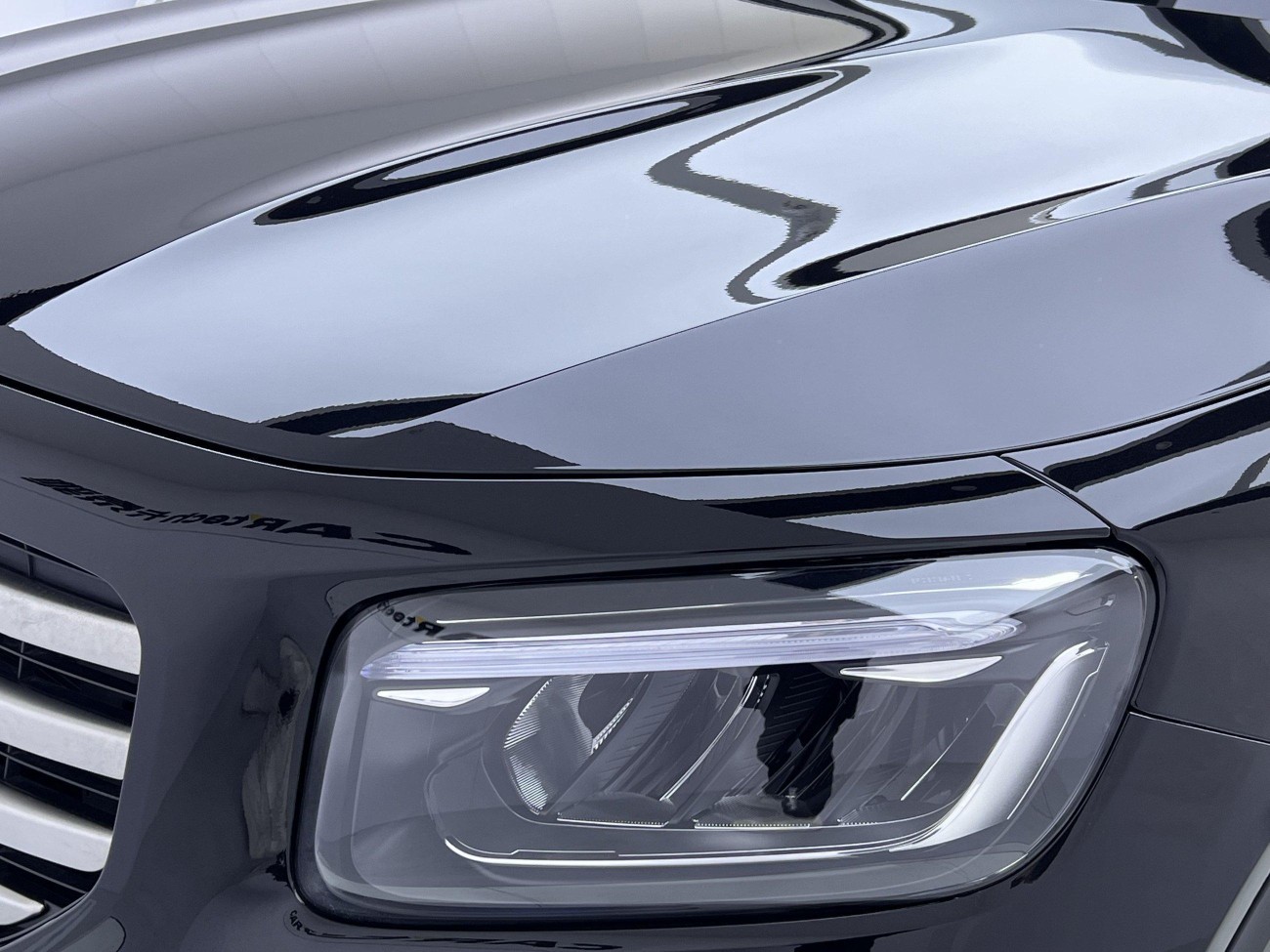 Mercedes-Benz GLB 2024