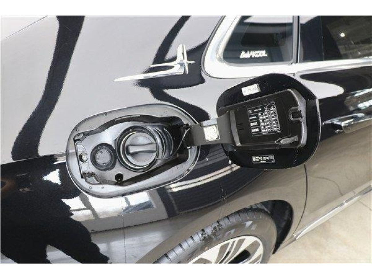 Mercedes-Benz E 300 L 2025