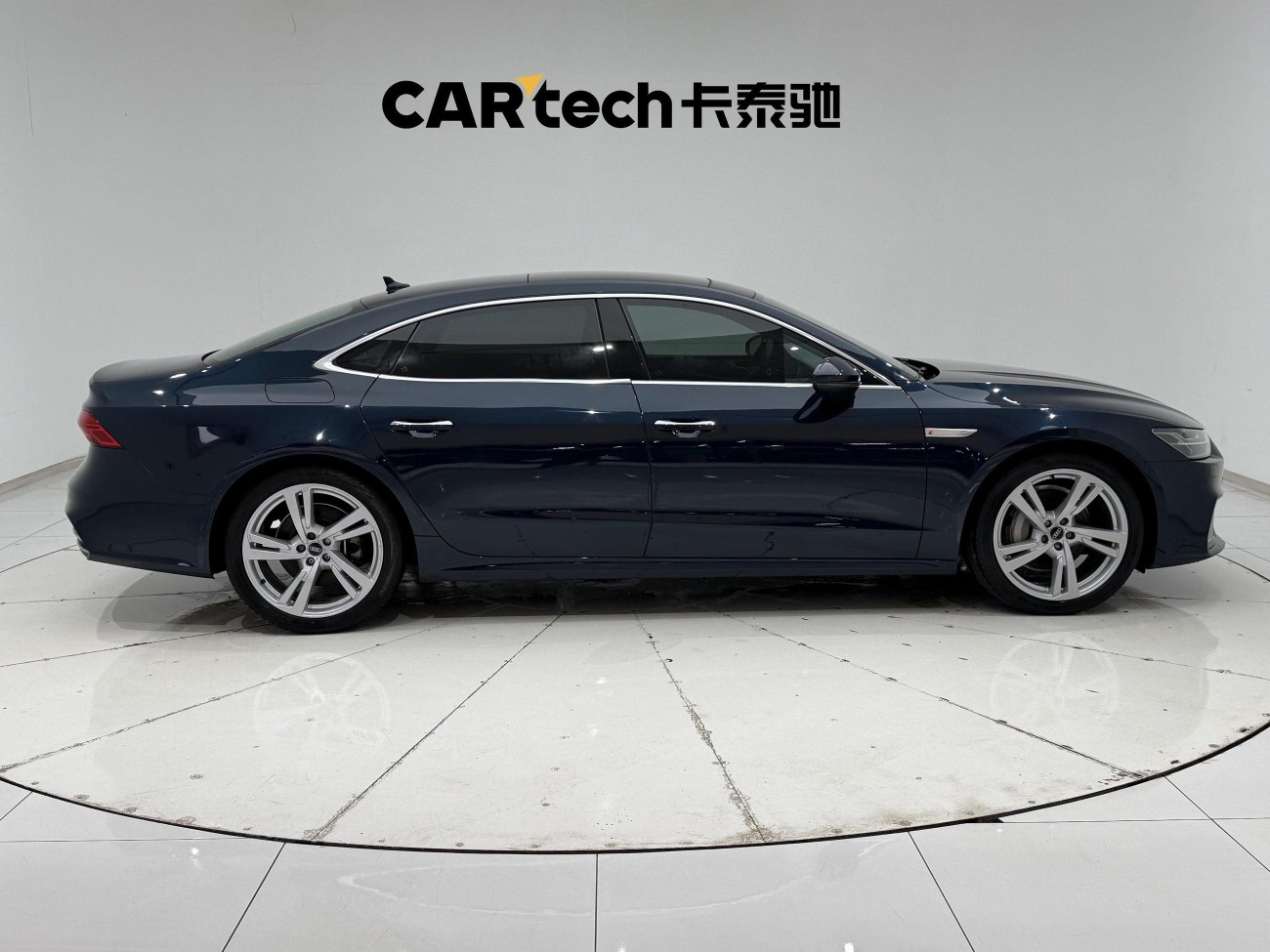 Audi A7L 45 TFSI 2023