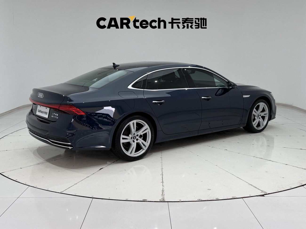 Audi A7L 45 TFSI 2023