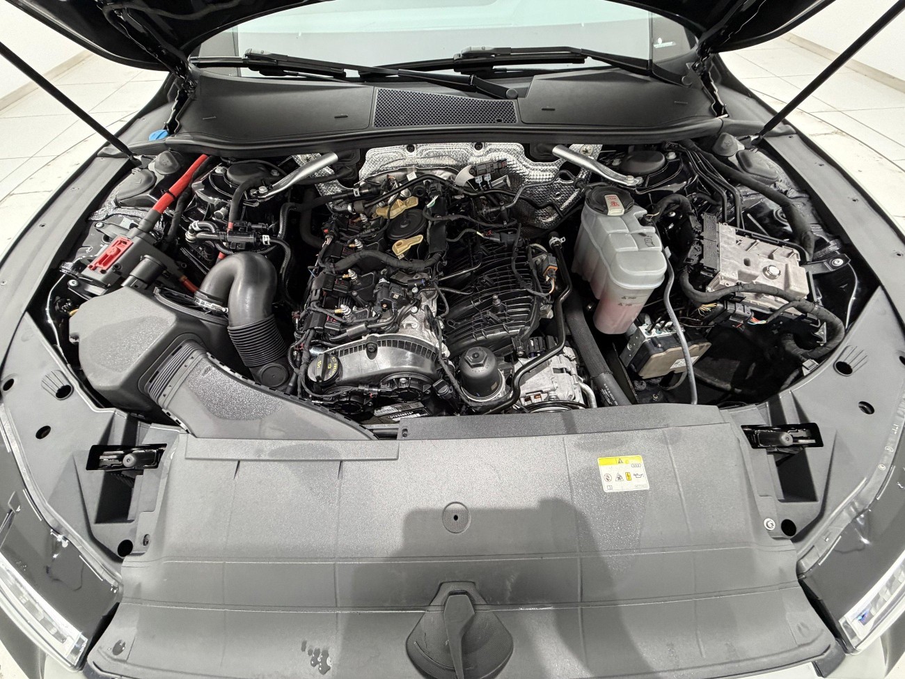 Audi A7L 45 TFSI 2023