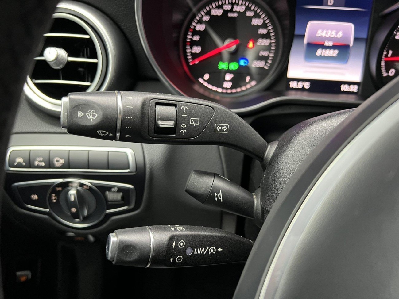 Mercedes-Benz GLC 260 L 2019