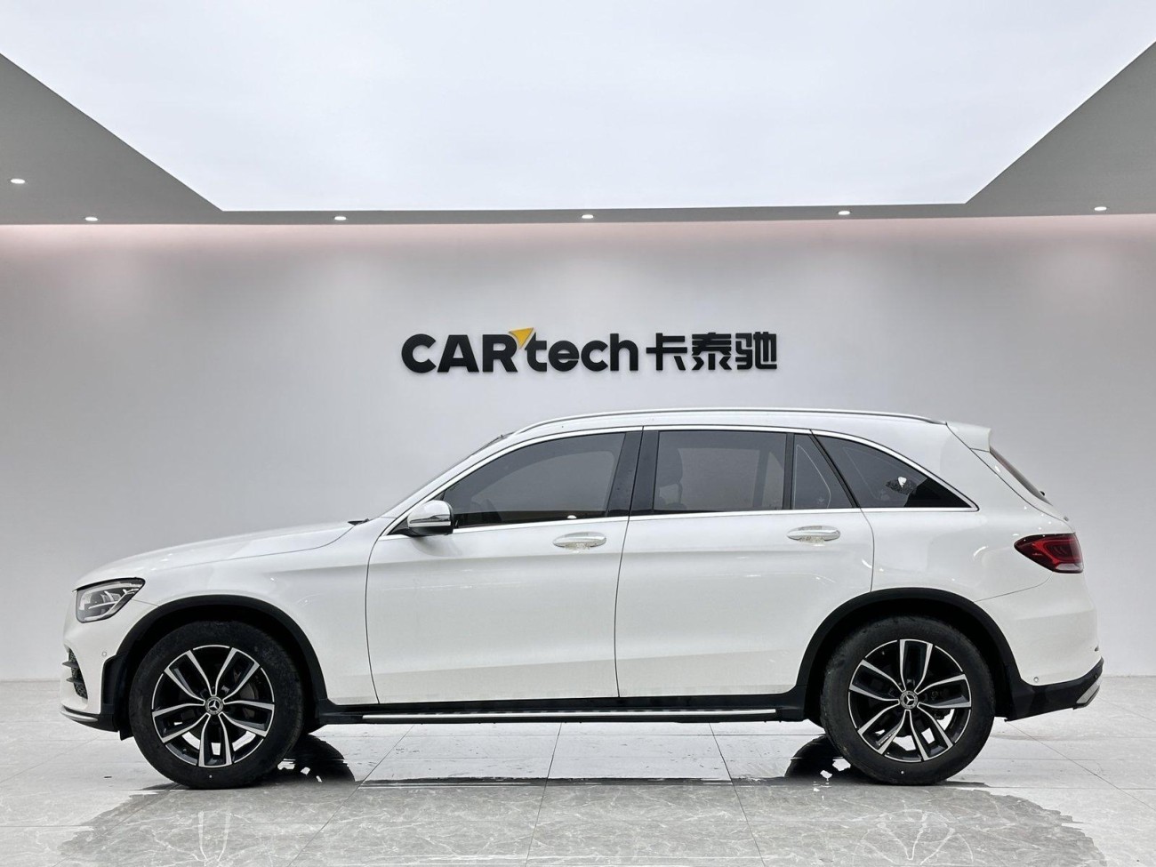 Mercedes-Benz GLC 300 L 2021
