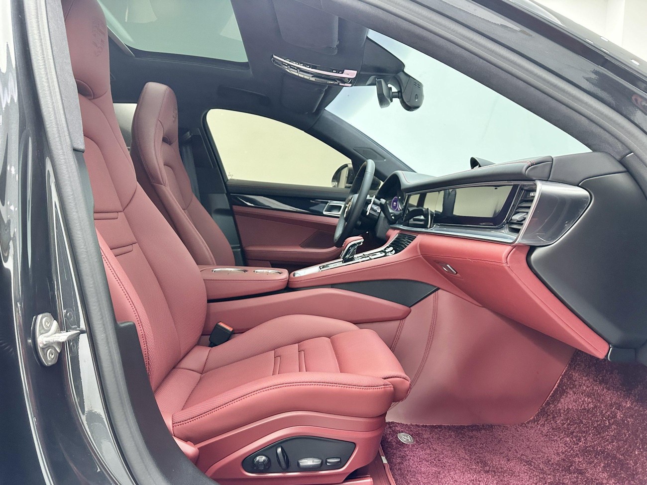 Porsche Panamera 2023