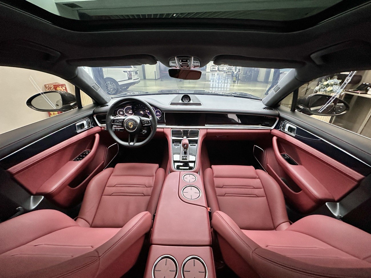 Porsche Panamera 2023