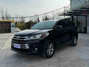 Toyota Highlander 2021