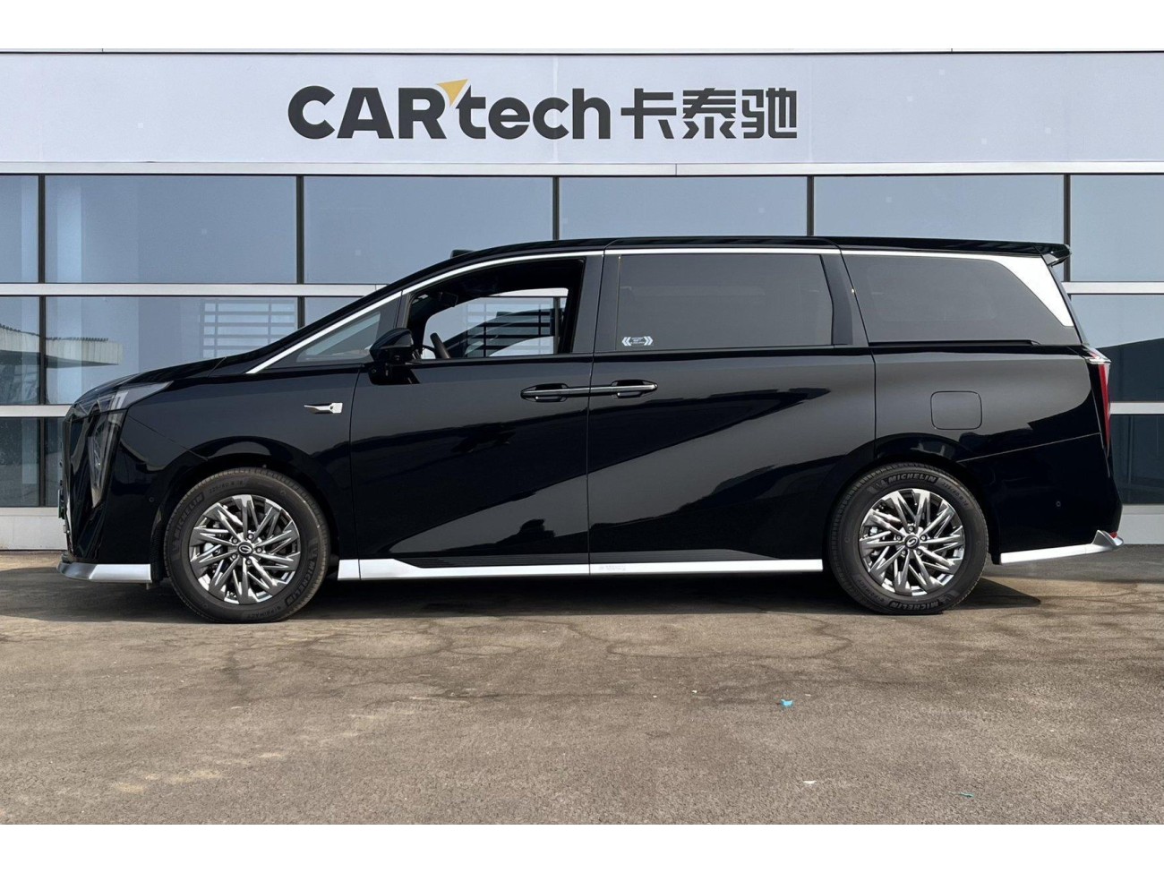 Trumpchi M8 2025
