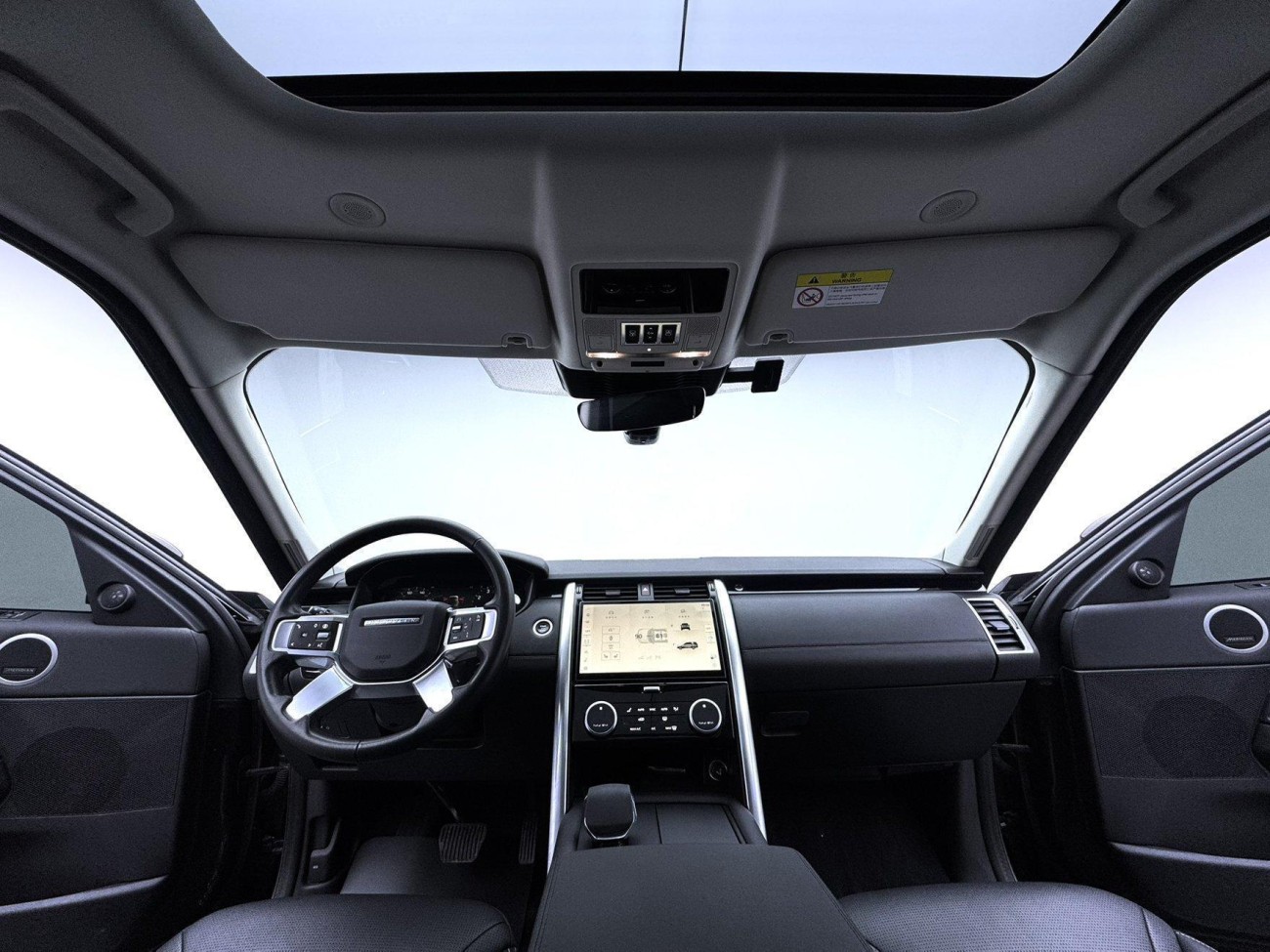 Land Rover Discovery 2024