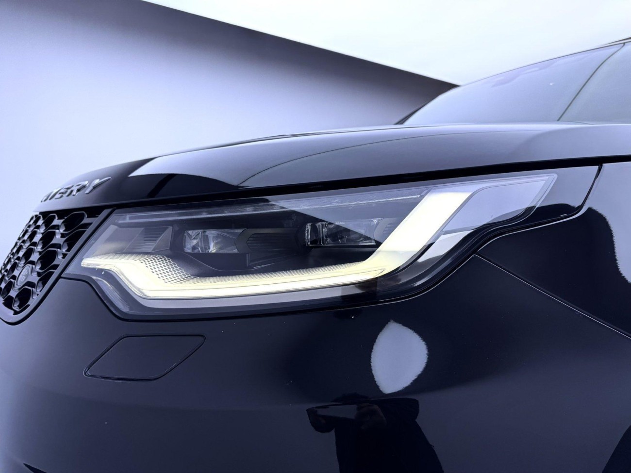 Land Rover Discovery 2024