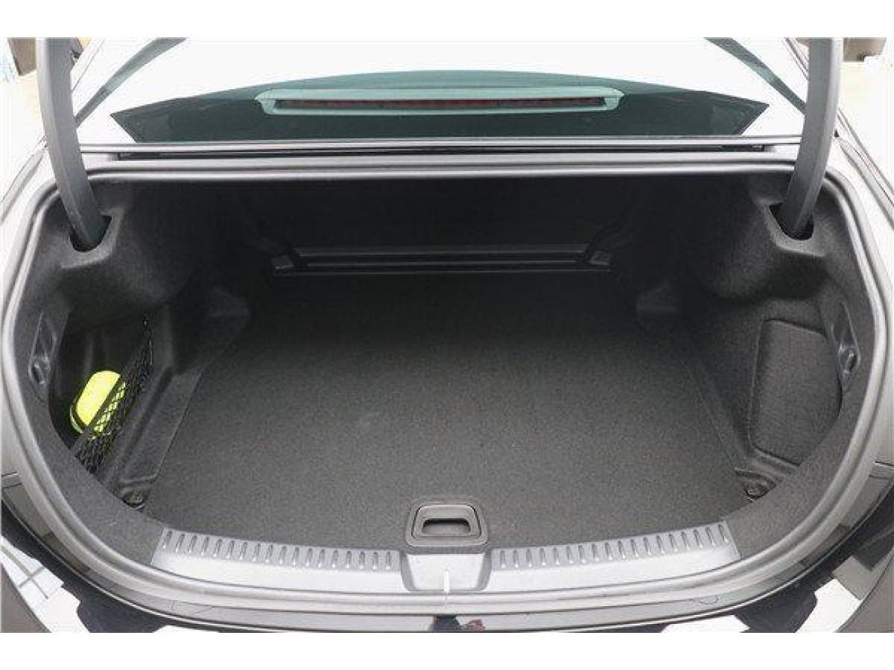 Mercedes-Benz E 260 L 2026