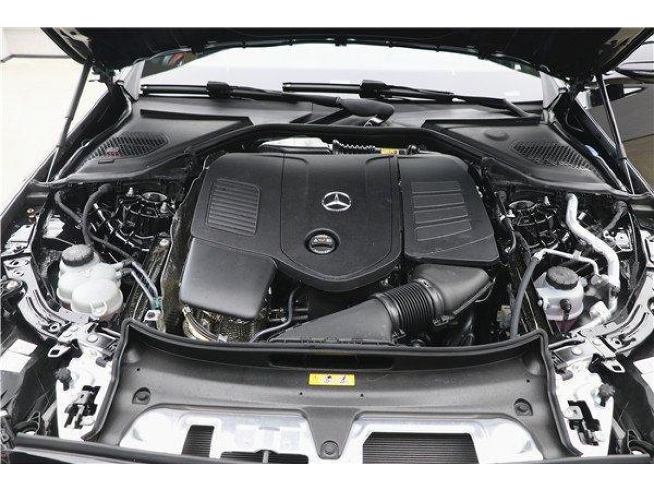 Mercedes-Benz E 260 L 2026