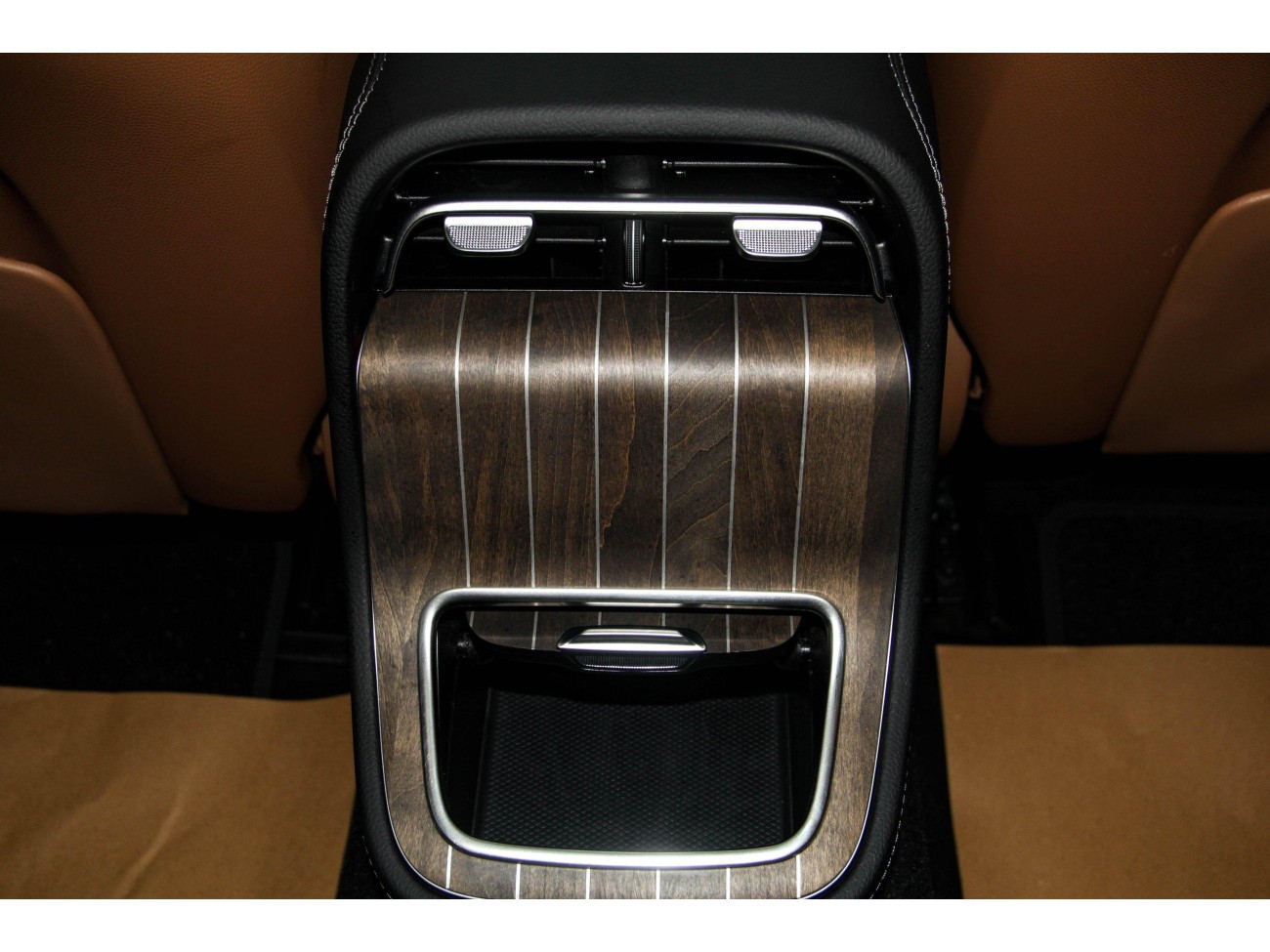 Mercedes-Benz E 300 L 2025