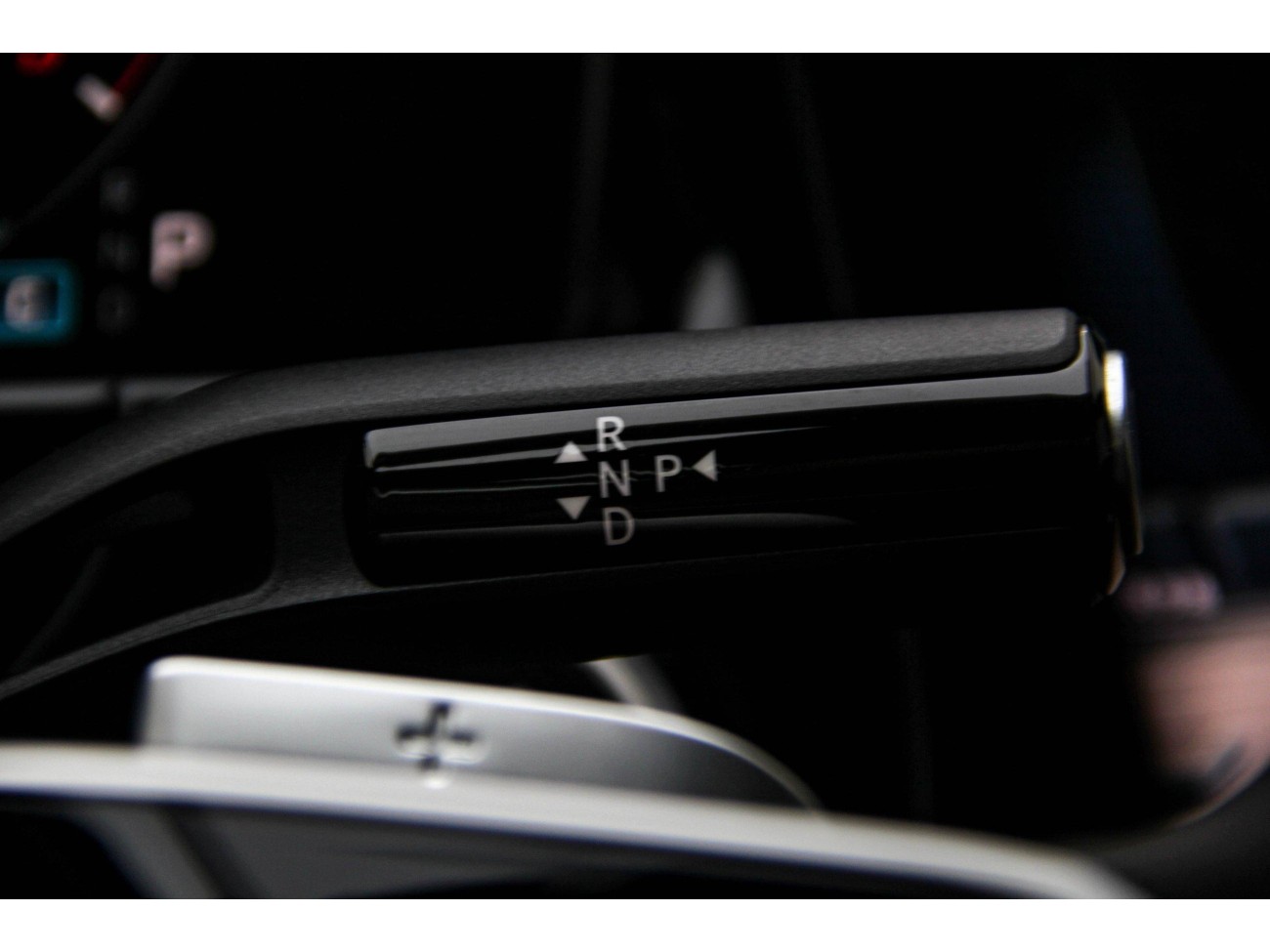 Mercedes-Benz E 300 L 2025