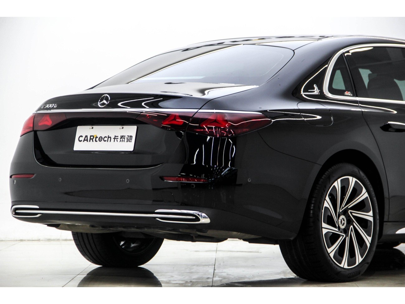 Mercedes-Benz E 300 L 2025