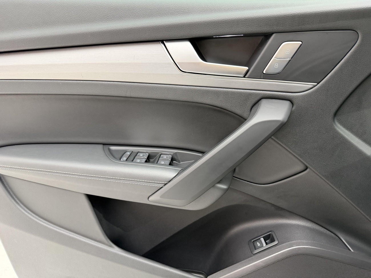 Audi Q5L 40 TFSI 2023