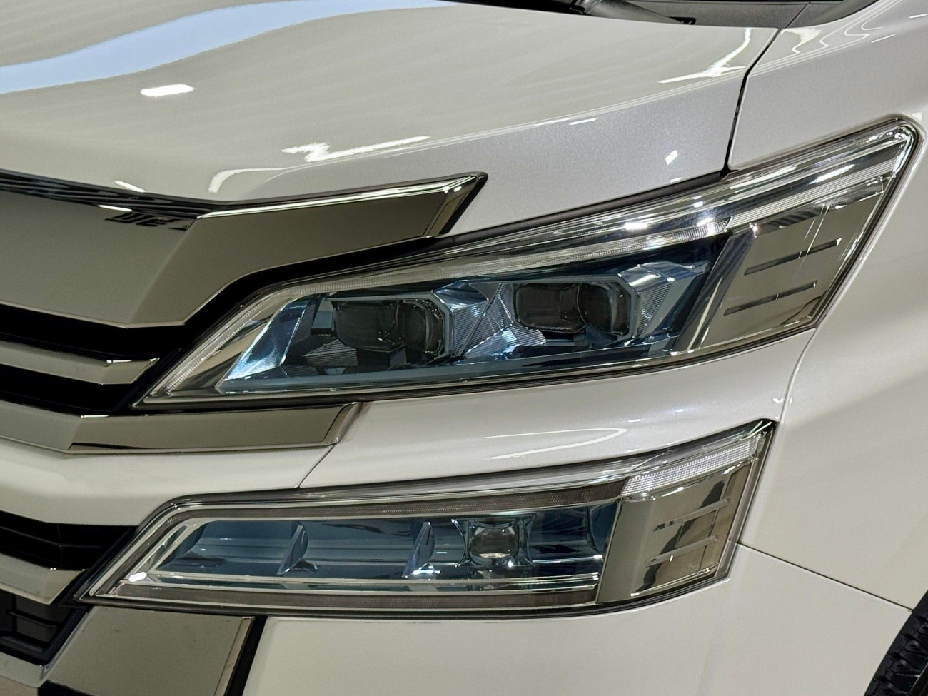 Toyota Alphard 2021