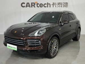Porsche Cayenne 2022