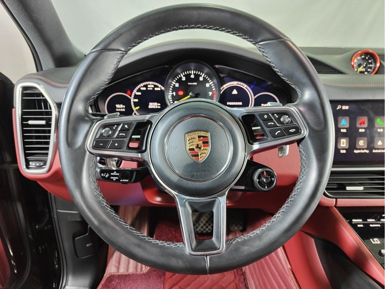 Porsche Cayenne 2022