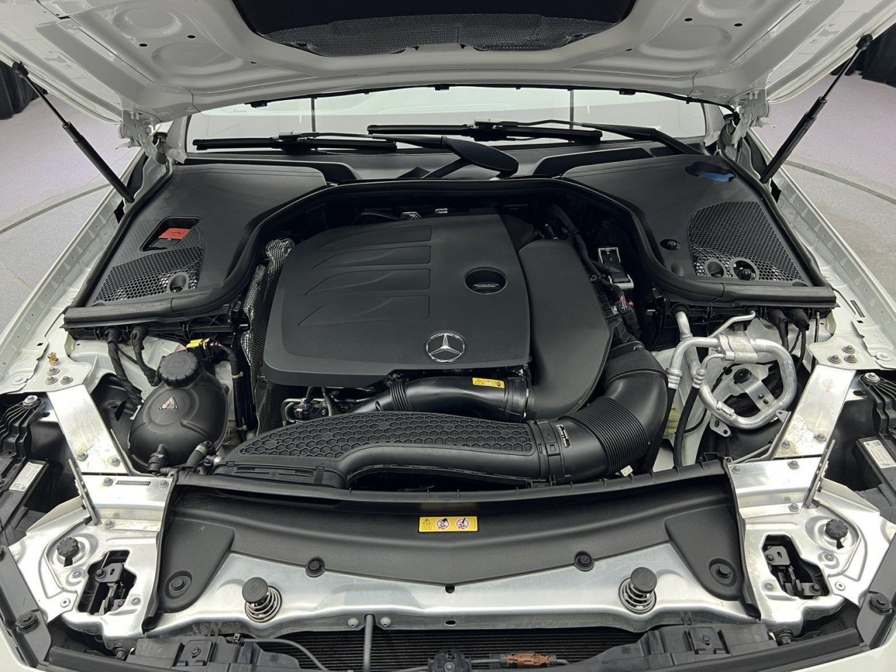 Mercedes-Benz CLS 300 2021