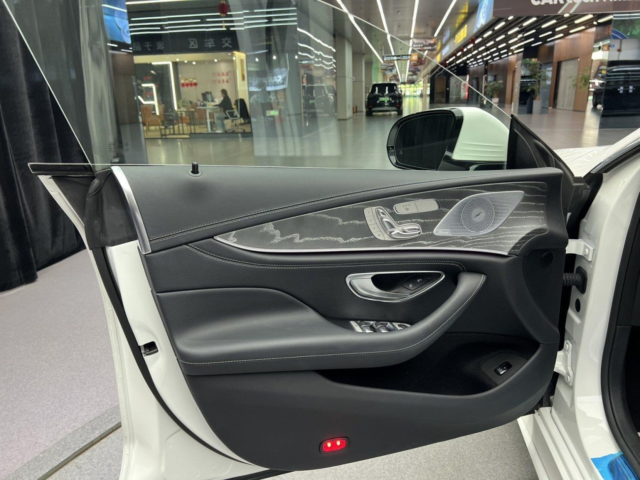 Mercedes-Benz CLS 300 2021