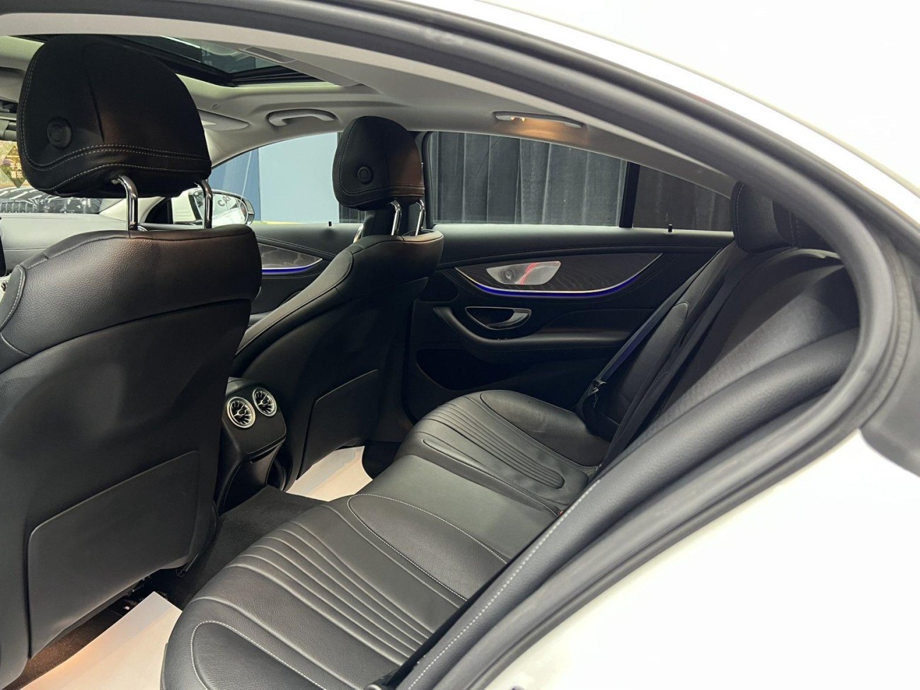 Mercedes-Benz CLS 300 2021