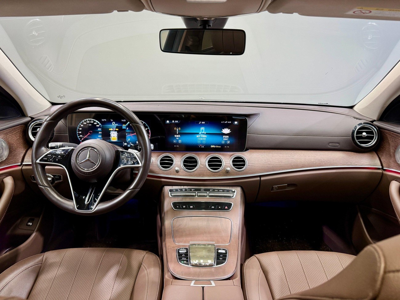 Mercedes-Benz E 300 L 2023