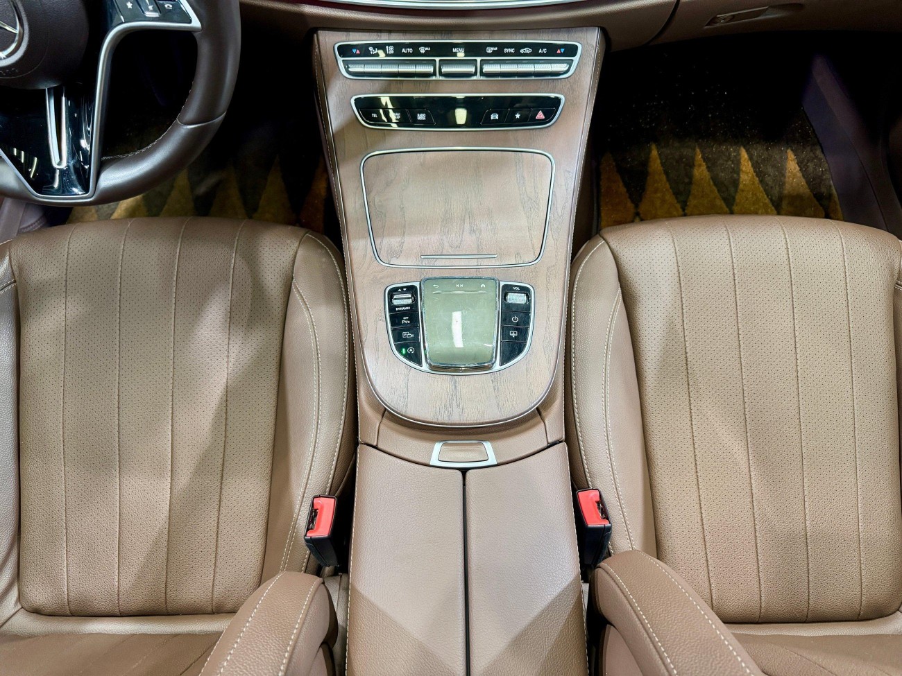 Mercedes-Benz E 300 L 2023