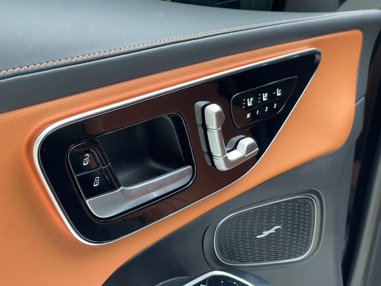 Mercedes-Benz GLC 300 L 2025