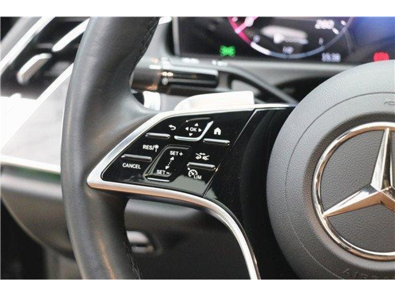 Mercedes-Benz E 300 2024