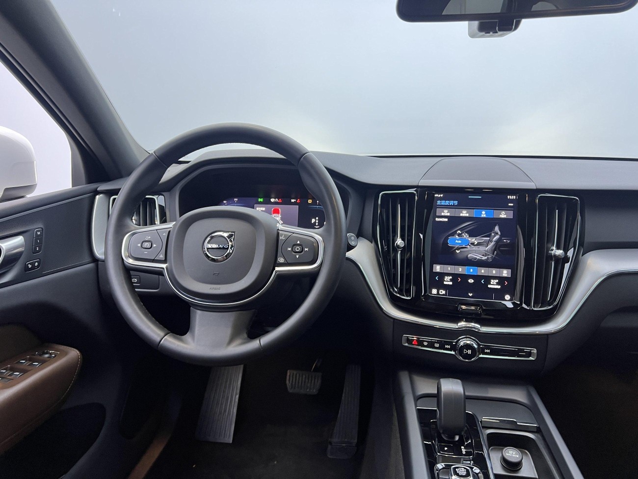 Volvo XC60 2022