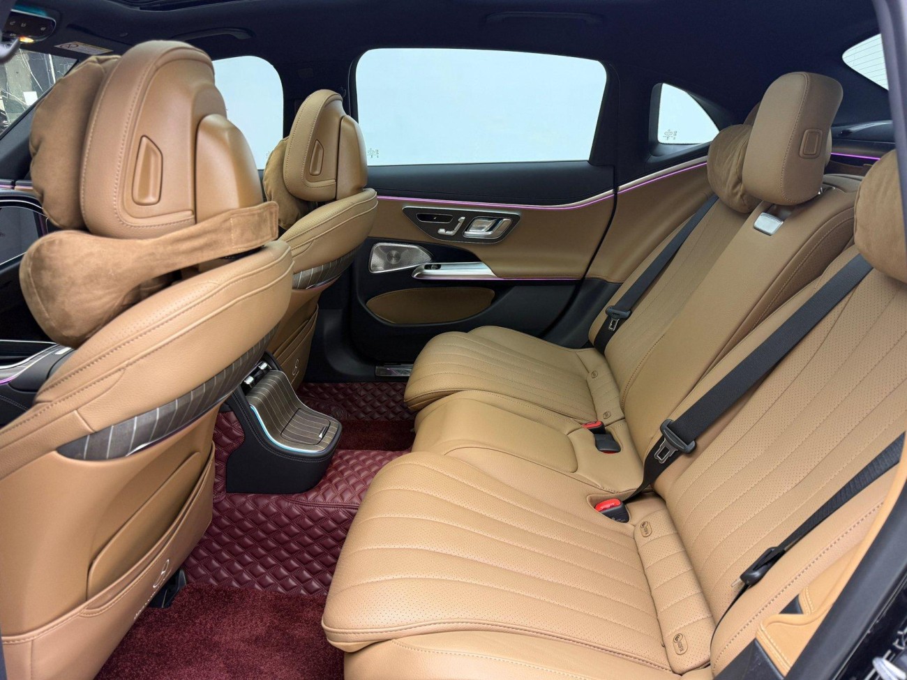 Mercedes-Benz E 300 L 2025