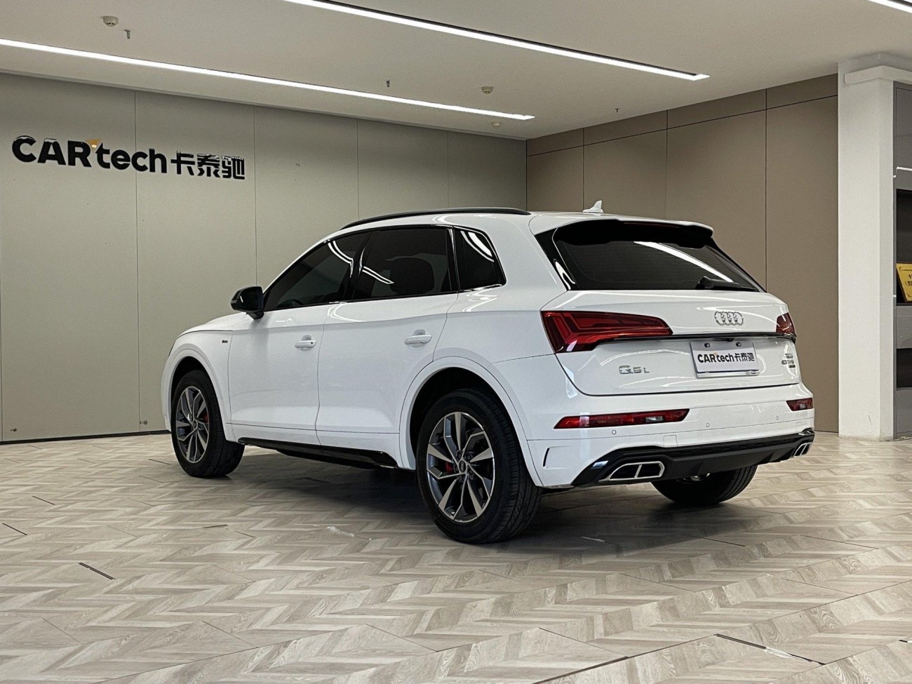 Audi Q5L 40 TFSI 2024