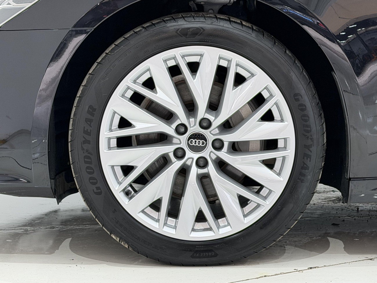 Audi A7L 45 TFSI 2024