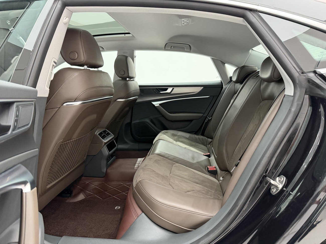 Audi A7L 45 TFSI 2024