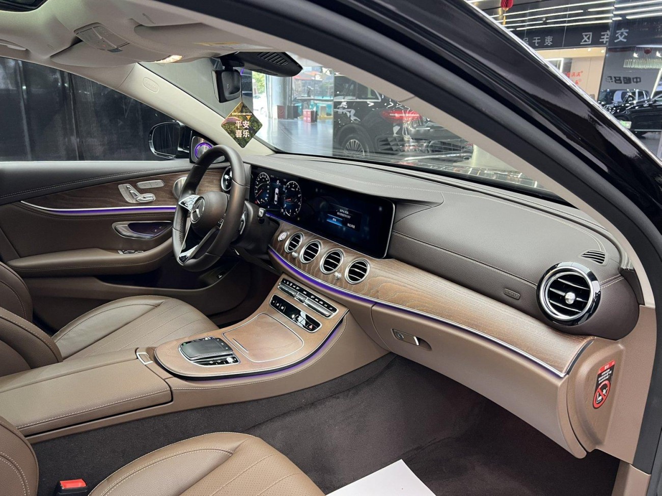 Mercedes-Benz E 300 L 2023