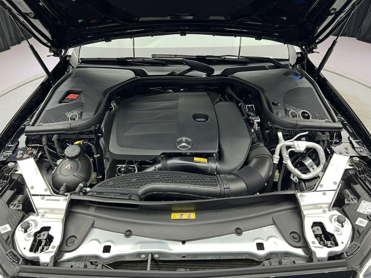 Mercedes-Benz E 300 L 2023