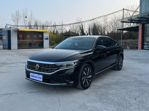 Volkswagen Passat 2023