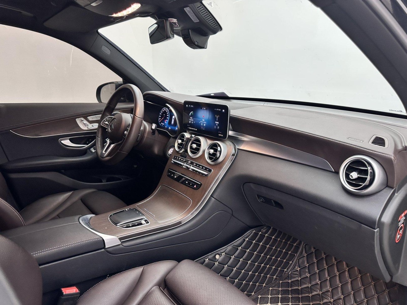 Mercedes-Benz GLC 300 L 2022