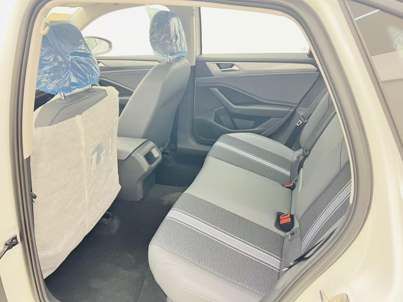 Volkswagen Sagitar 2025