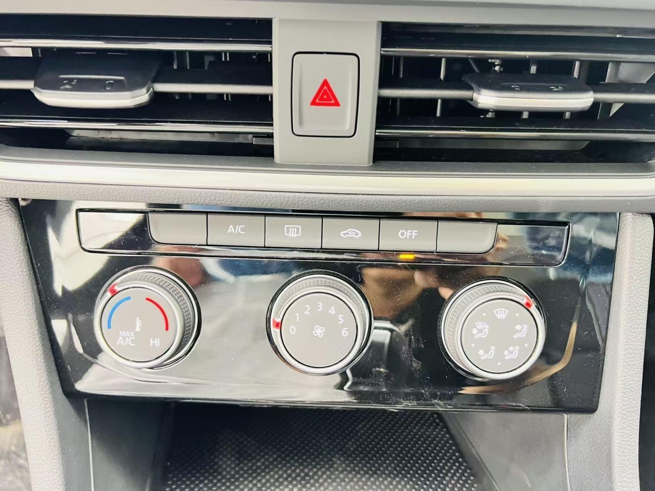 Volkswagen Sagitar 2025